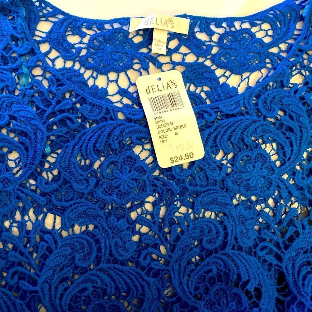 Delia’s Blue Lace Crop Top - Size M - Picture 3 of 4